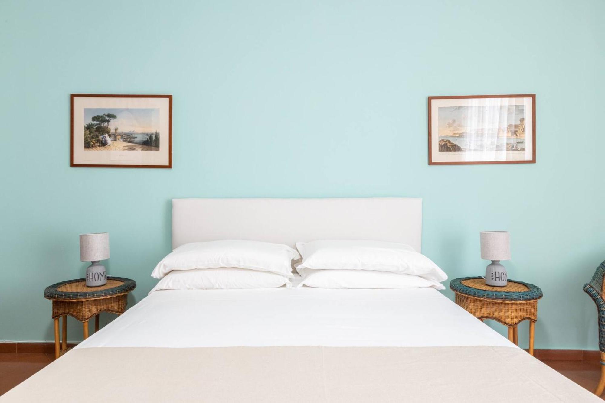 Sorrentovibes - Charming Bedroom In With Balcony