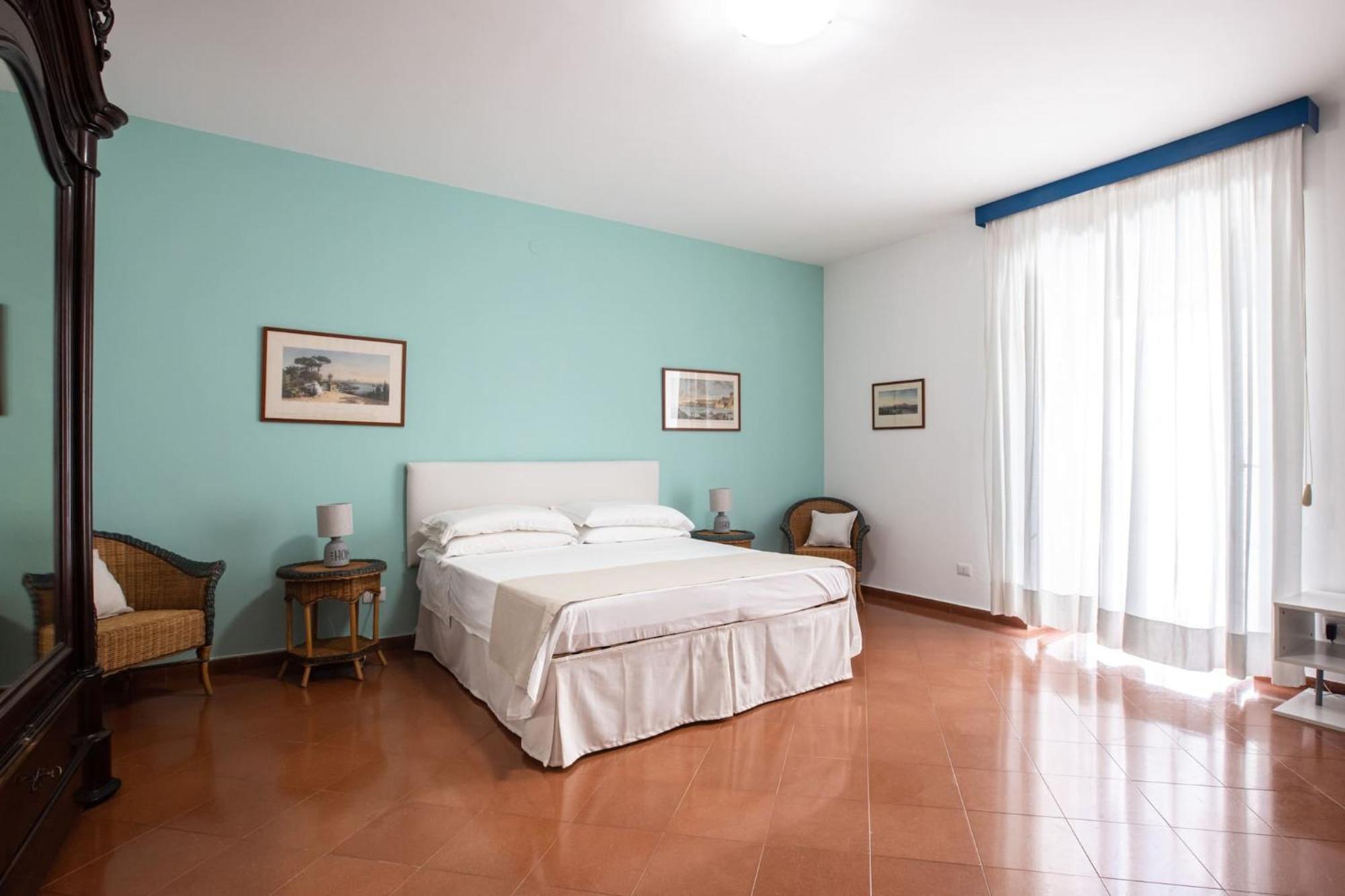Sorrentovibes - Charming Bedroom In With Balcony Maison d'hôtes